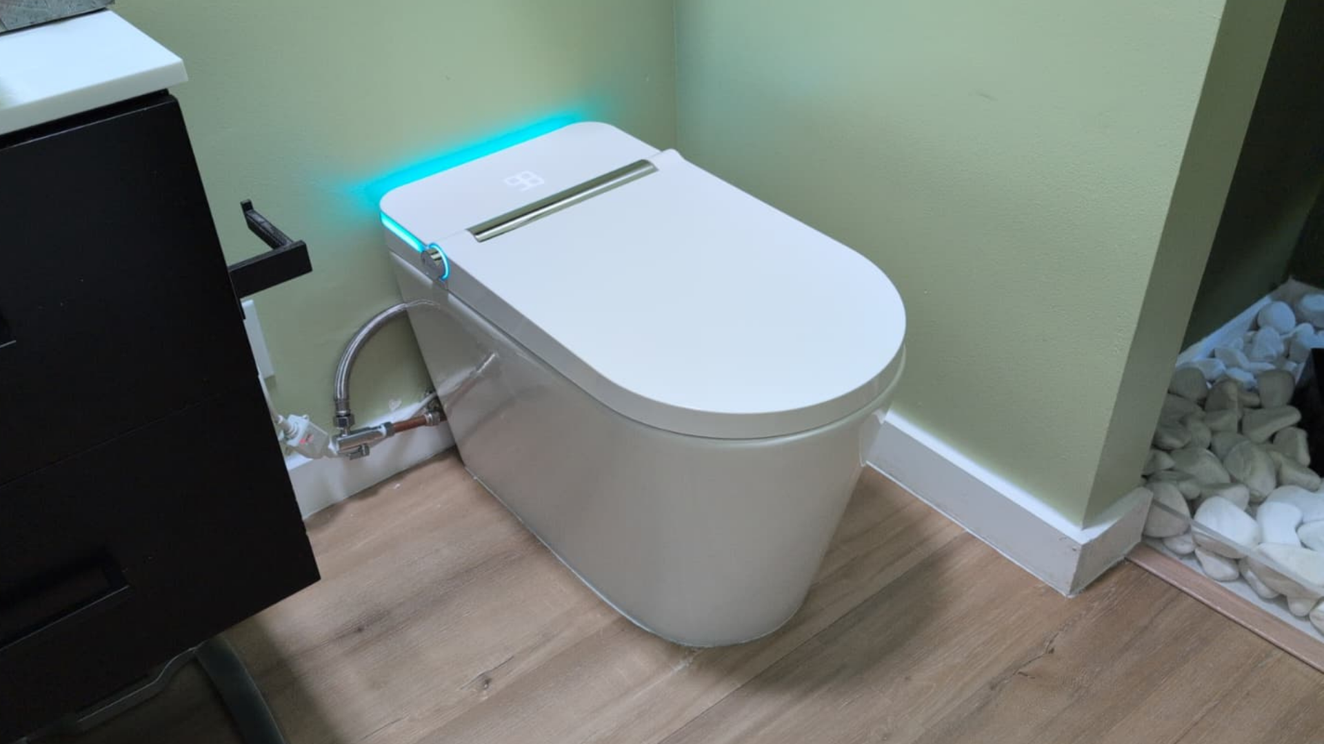 I Bought a Smart Toilet for Black Friday, and It Has Been Revolutionary