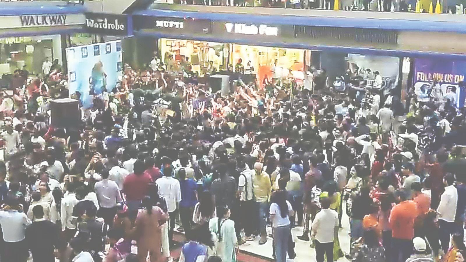 ‘Crowd jostles’ to catch glimpse of actors,  Rajkot mall manager booked for ‘event without police nod’