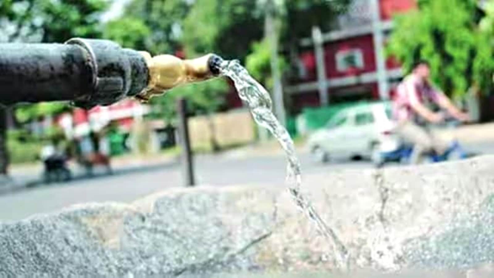 Activists flag groundwater contamination to Delhi L-G & CM