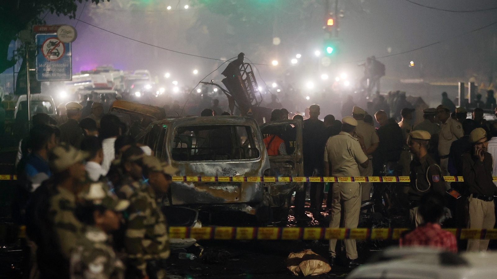 Red Fort blast: To expedite insurance claims, Delhi Police provides Finance Ministry list of all owners of damaged vehicles