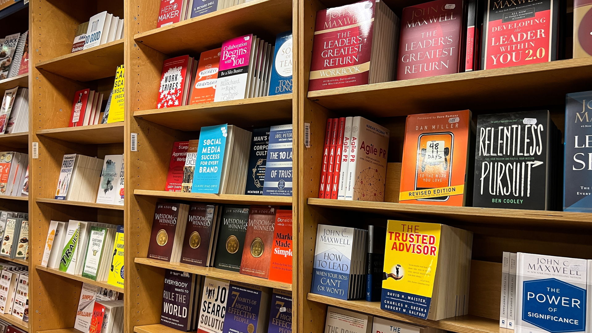 The Books I Recommend If You're Trying to Manage Your Time Better